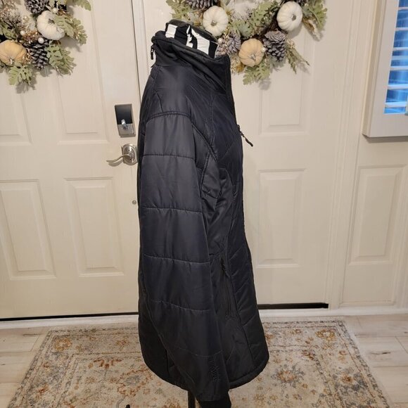 Beautiful and Stylish Tatonka Parka - Size 12 - Picture 7 of 11